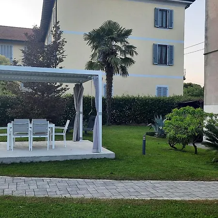 Maggiore, Leggiuno, Ampio Διαμέρισμα *